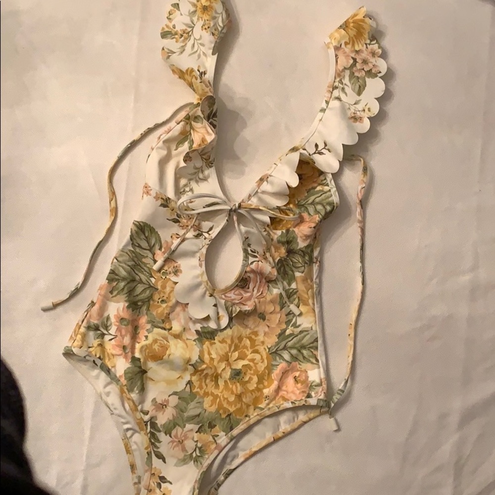 Zimmermann Amelie Floral Scalloped Frill Ruffle - Picture 8 of 14